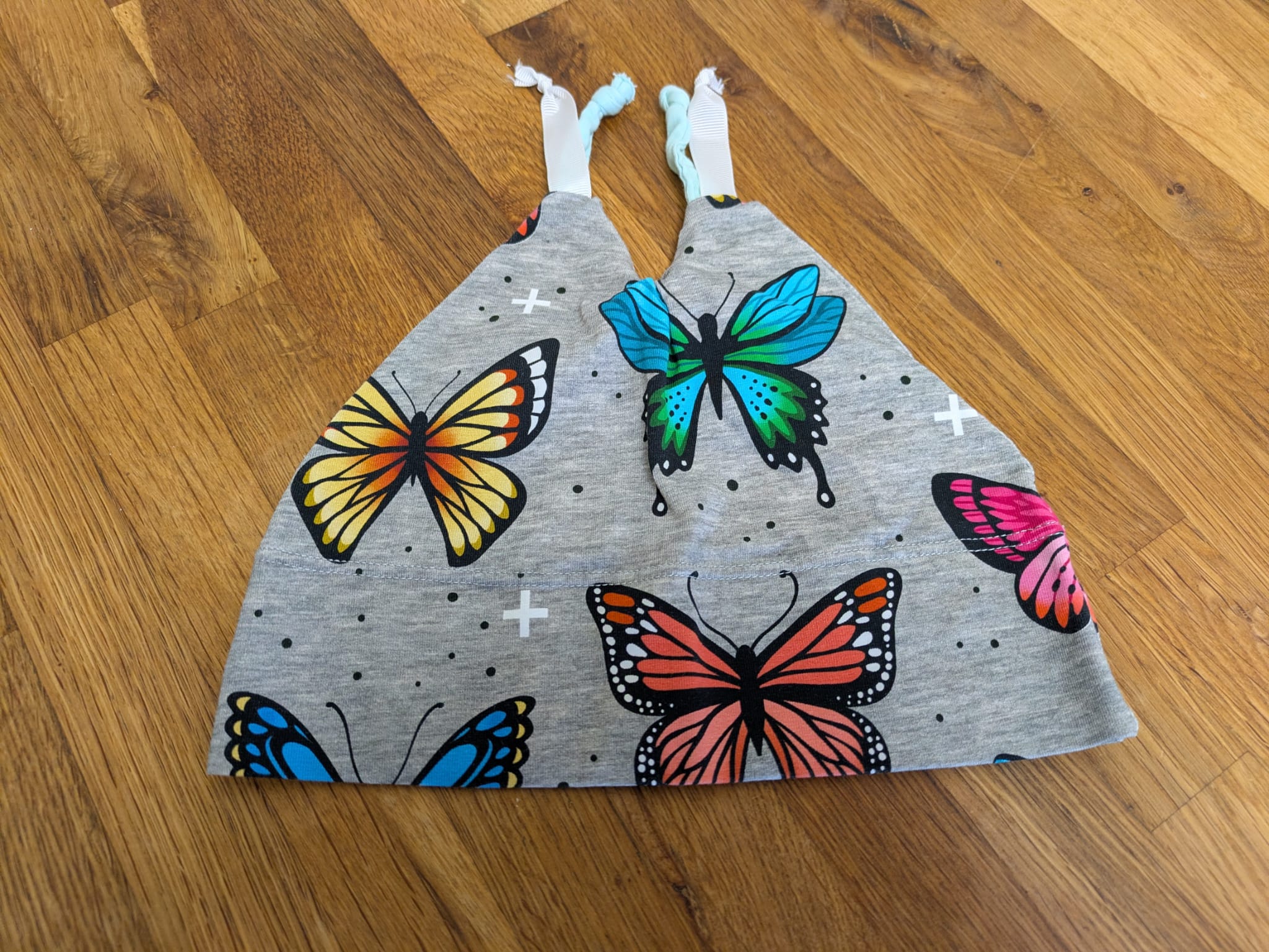 Kindermütze Schmetterling
